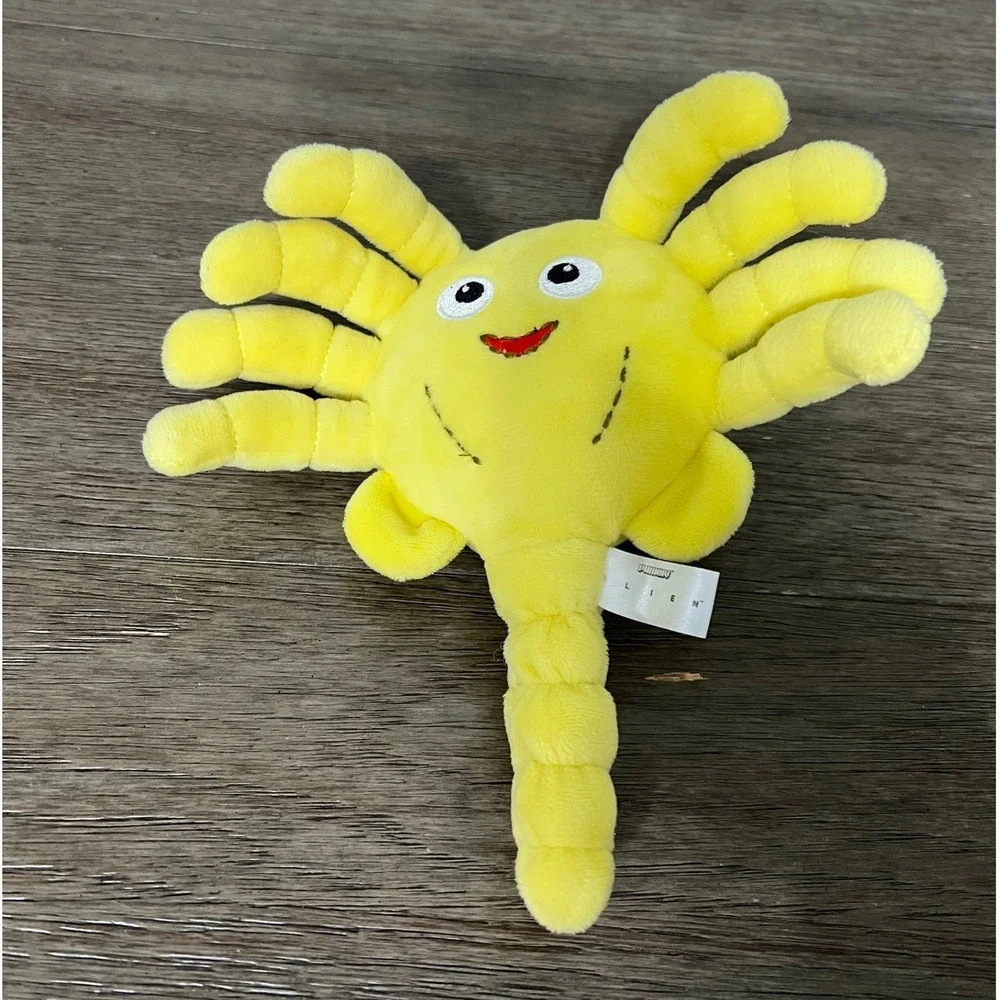 Kidrobot Alien Facehugger Plush Doll‎ Stuffed Animal Sci-Fi Horror Collectible